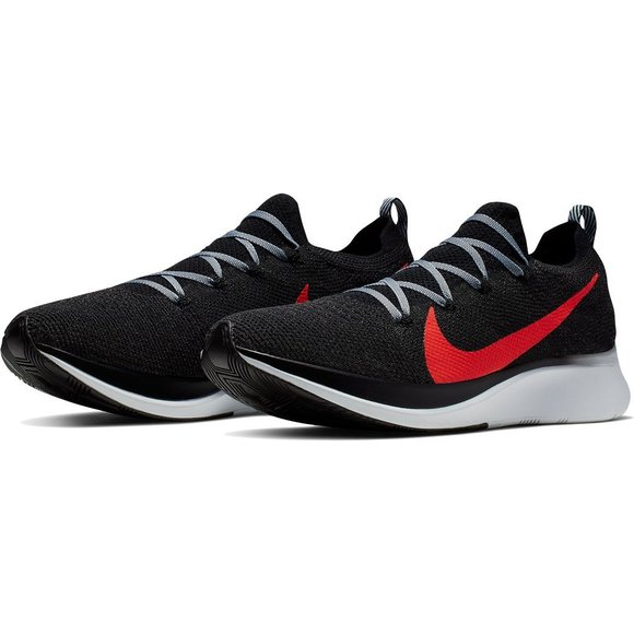 mens zoom fly flyknit